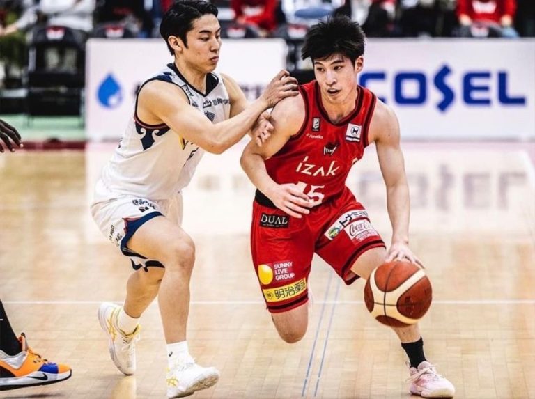 バスケスクールコーチ