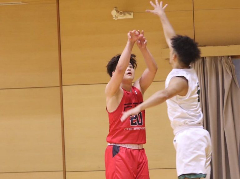 バスケスクールコーチ